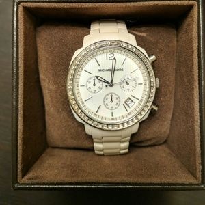 ✳️✳️MICHAEL KORS BRACELET WATCH✳️✳️